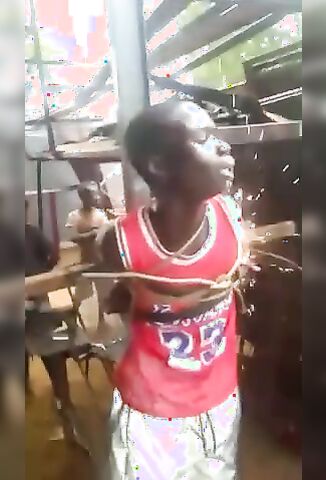 African Thief Caught And Tortured With Electricity