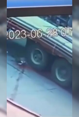 Womans Head Explodes When Falling Under A Passing Truck