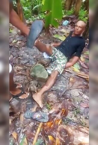 Horriffic Breaking Of A Thieves Limbs In Jungle Justice