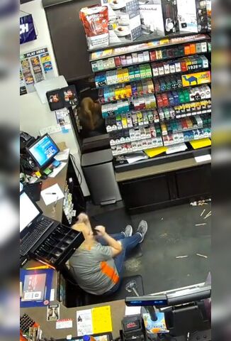 Store Clerk Suffers Brutal Beatdown