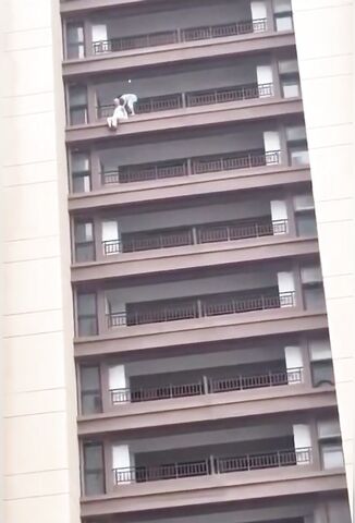 Old Dude Gives Up On Life From A Tall Building