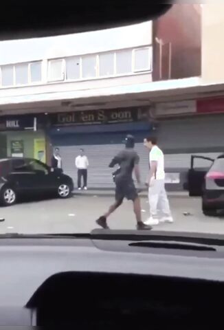 Man Stabbed In The Heart Dies Within Seconds In UK Street Fight