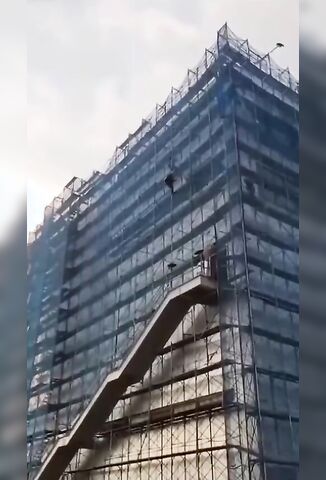 Construction Worker Jumps To His Death