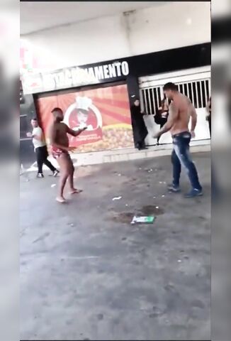 Big Guy Ends Fight As Quick As It Starts With Some Heavy Bombs