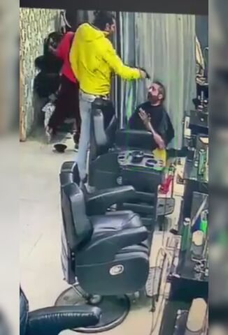 Point Blank Execution In A Delhi Barbers