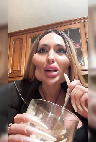 Ukrainian Influencer Loves Her Plastic Surgery