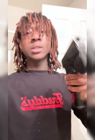 Tik Toker Rylo Huncho Accidently Shoots Himself Dead On Instagram Live