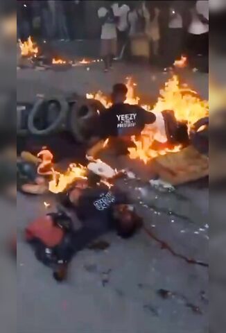 Mob Of Young Criminals Beaten And Burned To Death In Africa