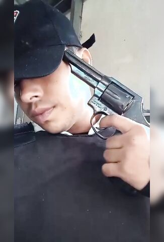 Man Wearing A Bullet Proof Vest Shoots Himself Accidently Recording A Tik Tok