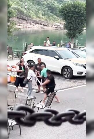 Man Gets Revenge On Couple Who Pushed In