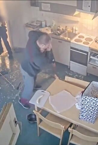 Finish Prisoner Throws Hot Oil Over Another Then Food Fight Ensues