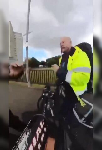 Cyclist Gets Knocked Out By Biker On The Sidewalk