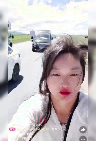 Chinese Streamer Killed When She Streams In Traffic