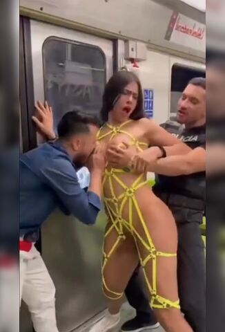 Brazilian Subway Entertainment Is Way Better Than In The USA