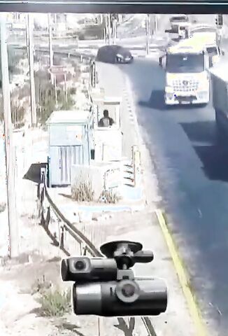 Palestinian Driving A Truck Kills Israeli Checkpoint Guard With Swift Manoeuver