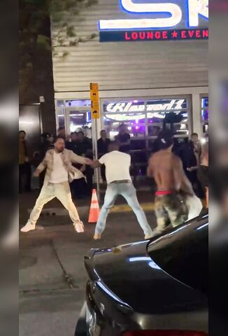 Random Guy Jumps Into A Fight And Leaves Instantly After Being Knocked Out