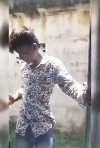 Dancing Teen  Hanging Off The Train Smashed By A Passing Pole