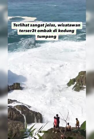 Man Smashed Into Rocks And Swept Out To Sea Posing For Tik Tok Video