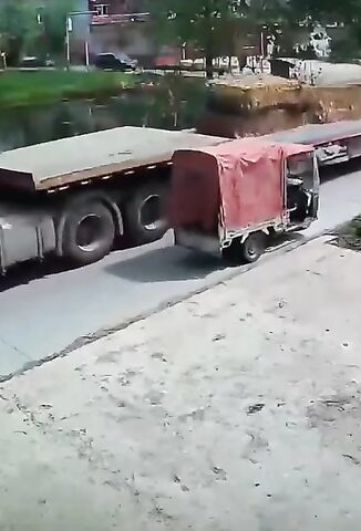 Impatient Bikers Head Pops Like A Grape After Falling Under Truck Wheels