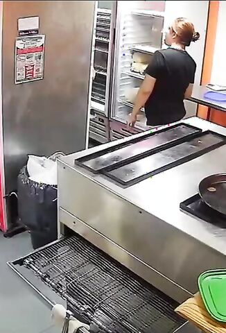 Man Stabs His Ex 29 Times In Pizza Parlour Then Gets Tased - She Lived Amazingly