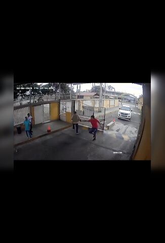 Hit In Ecuador Leaves Man Sprawled On The Sidewalk His Friends Scarper