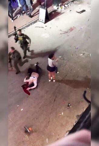 At Least 10 Killed When Pickup Ploughs Through Crowd In New Orleans - Aftermath