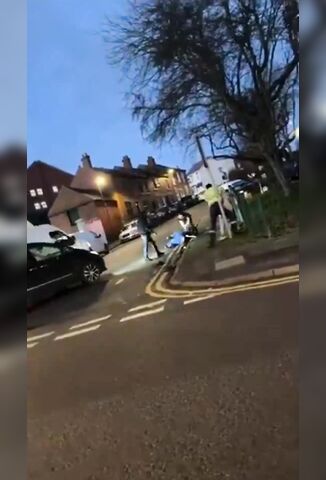 UK Road Rage In Walsall With Baseball Bats