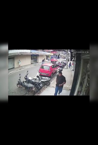 Man Crosses The Street After Shopping Puts A Gun To His Head And Pulls The Trigger