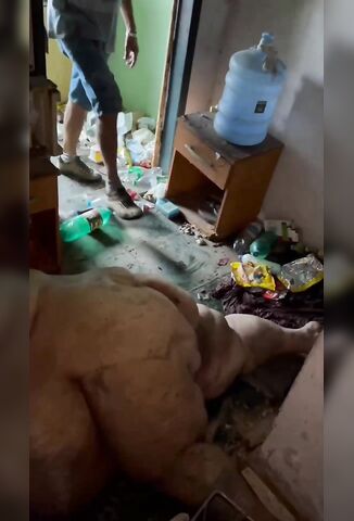 Naked Obese Man Died Alone And In Filthy Conditions