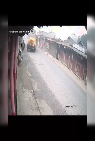 Trucker Plays Hit The Pedestrian Killing Him On A Road In Tarakanda