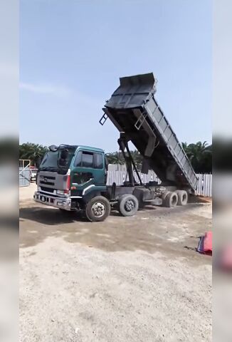 Tipper Truck Turns Into Slingshot For The Driver