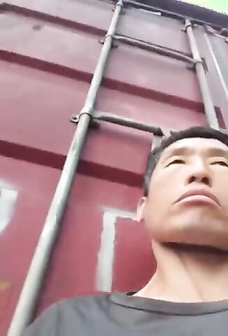 Man Arguing With Police Officer Attempts To Hang Himself In Protest