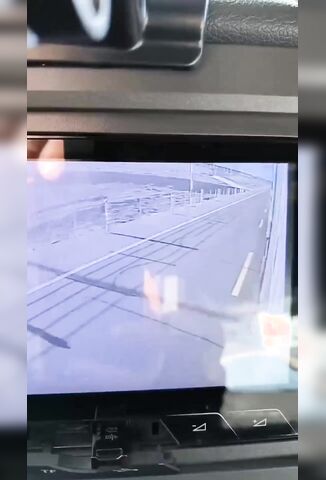 Trucker Decides To Overtake At The Wrong Moment