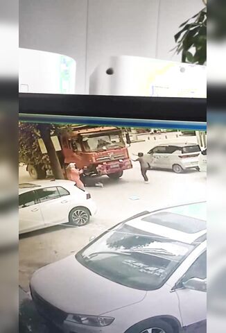 Being Oblivious To Traffic Is Never A Good Plan