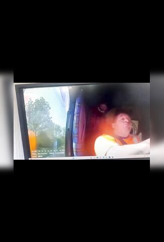 English Trucker Chokes On A Sandwich
