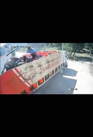 Worker gets His Spine Readjusted