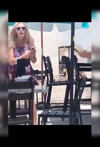 Helicopter Faceplants Landing Outside A Restaurant In Detroit