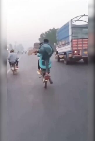 The Wheelie Kind Is Dead Long Live The Wheelie King