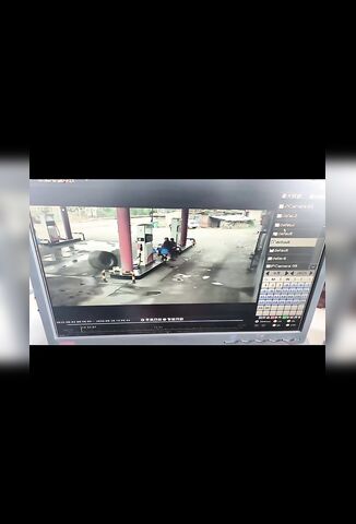 Lucky Guys At The Station