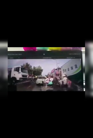Truck Driver Just Ended These Poor People