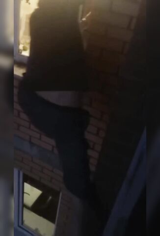 Man Forgot His Keys So Climbs Up To His Apartment Window