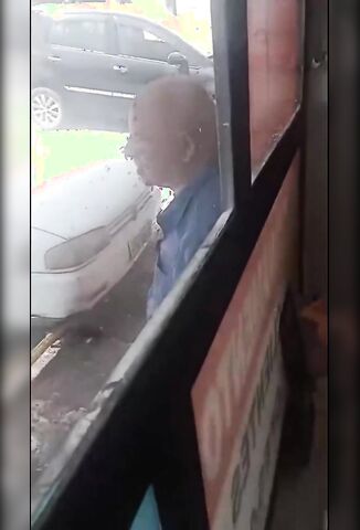 Elderly Man Dies Being Stung By An Angry Swarm Of Bees