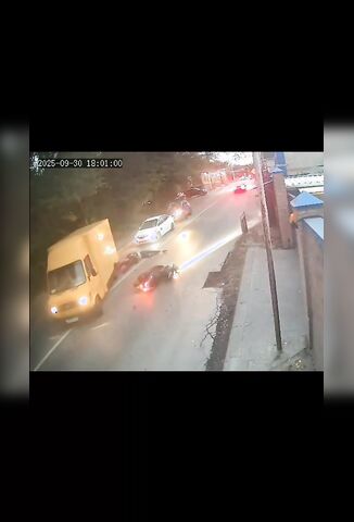 Female Pillion Gets Flung Into Oncoming Car When Boyfriend Brakes And Swerves