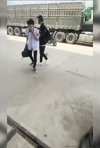 School Beef Ends With Major Blood Loss After One Pulled A Knife