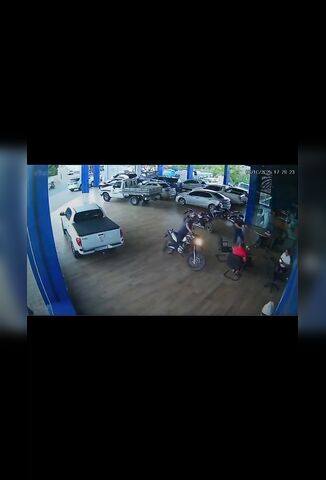 Shootout In Car Dealership Leaves One Perp Dead And One Target Dead