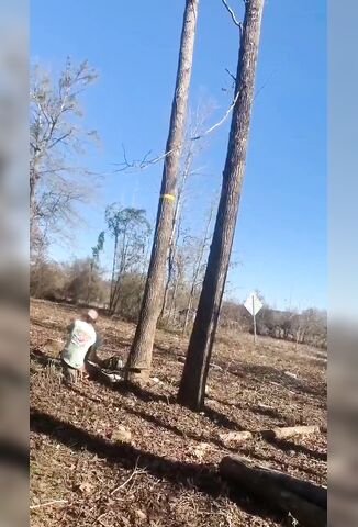 Knocked Out By His Own Rigging Strap
