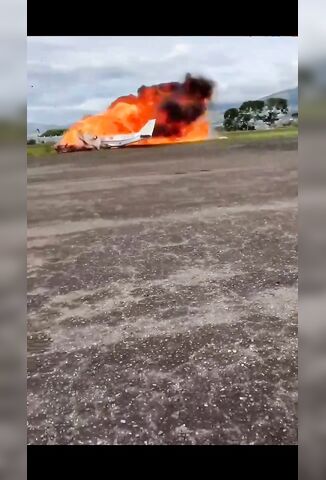 Light Aircraft Crashes On Takeoff In Venezuela