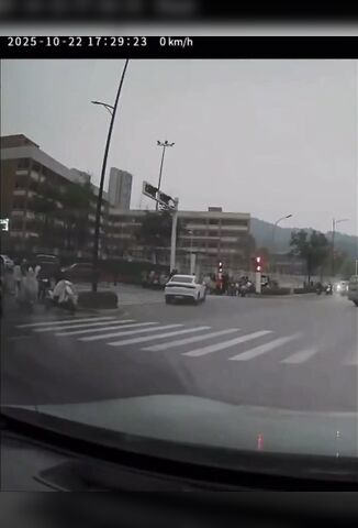 Car Loses It's Way In The Crowd
