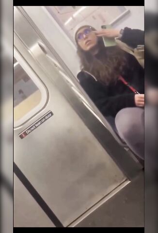 Guy Pulls Huge Knife On Subway Threatens Girl But She Acts Calm And Defuses The Situation