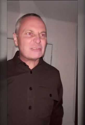 Brit Parents Thrown Their Son @TheHughAnthony Out For Supporting The Right